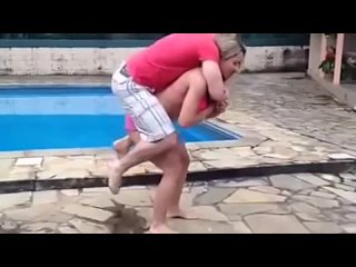 brazilian girl lift and carry 02 girl muscle fbb